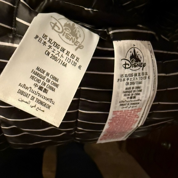 Disney Jack Nightmare Before Christmas Reversible Puffer Jacket Size XL New - Picture 5 of 5